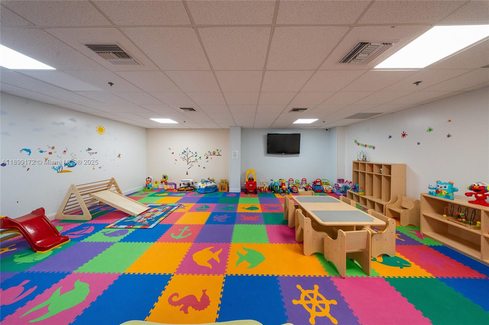 BRICKELL KEY II - Residential