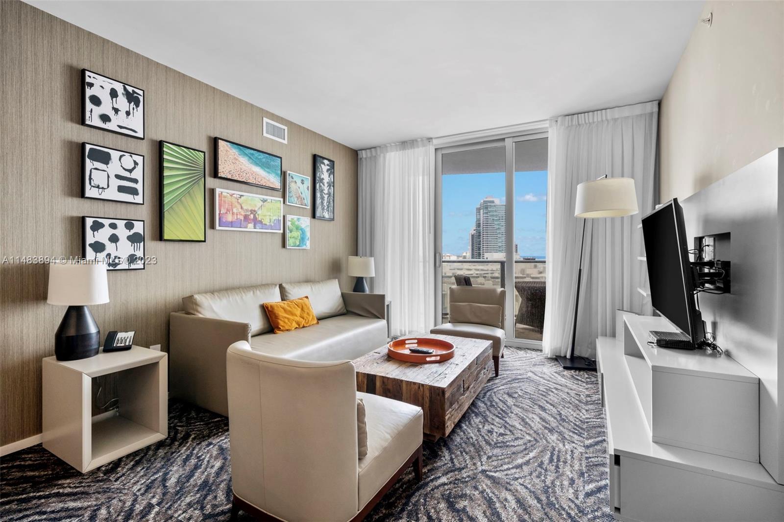 HYDE BEACH RESORT - Residential Lease