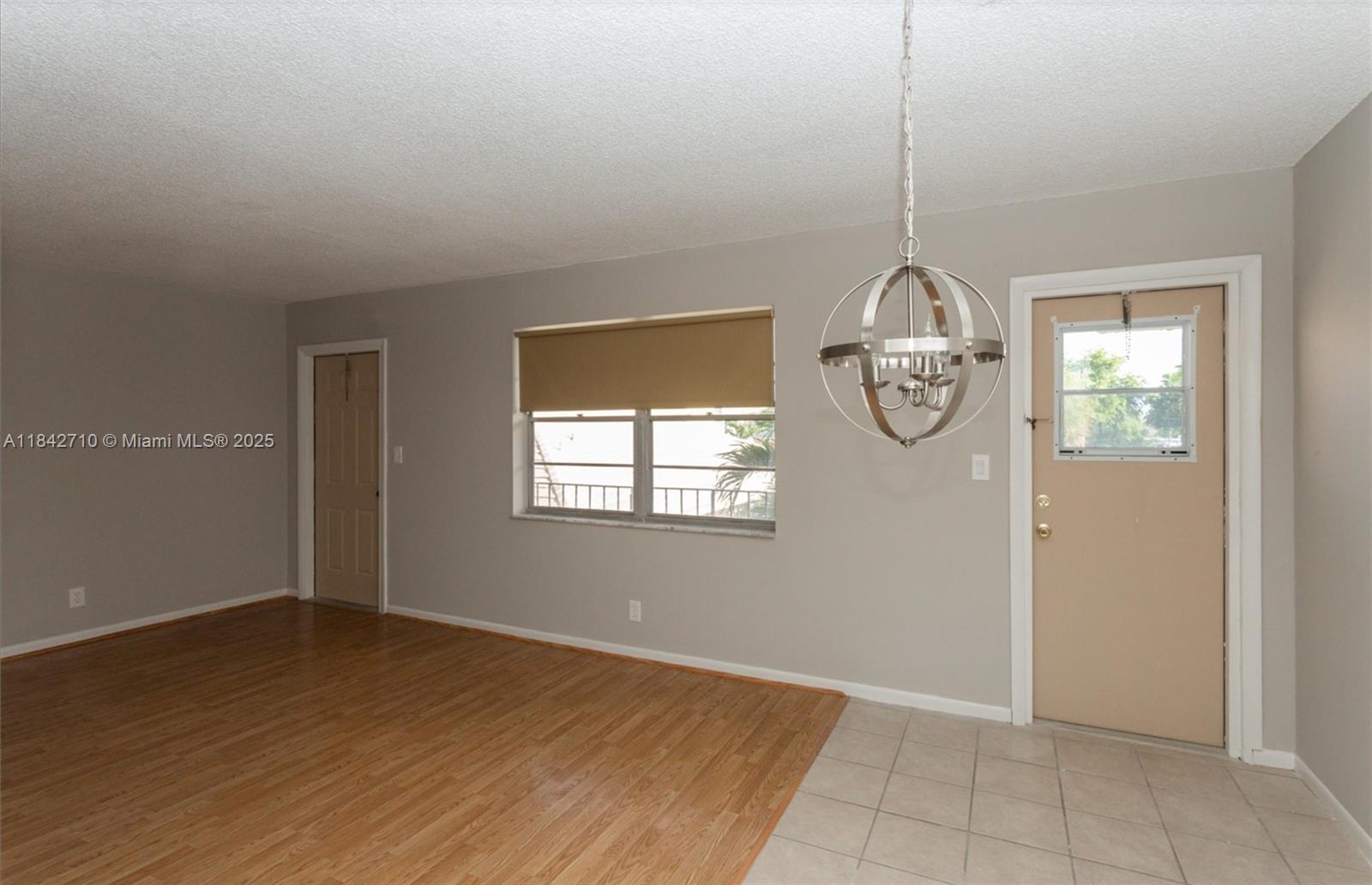 WARRENTON HOUSE CONDO - Residential