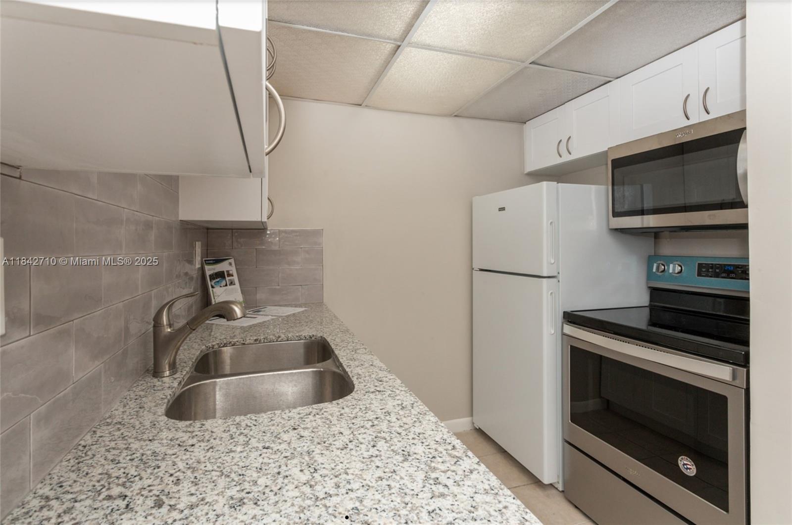 2145 Pierce St 218