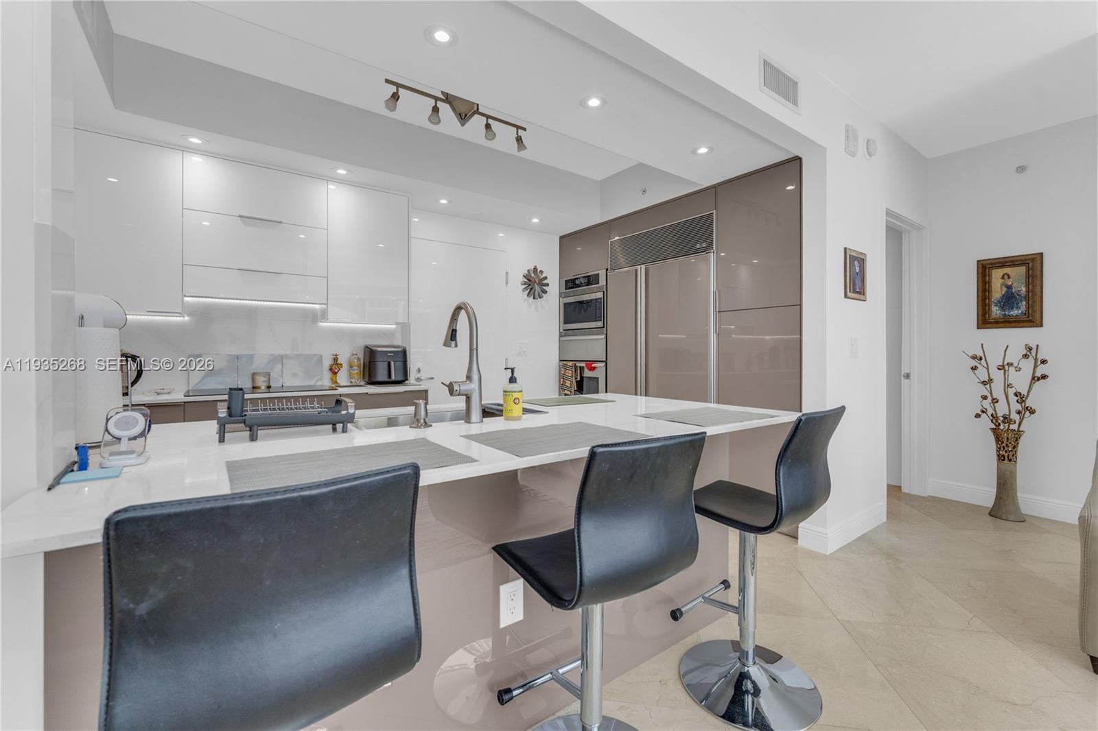 OCEAN PALMS CONDO - Residential