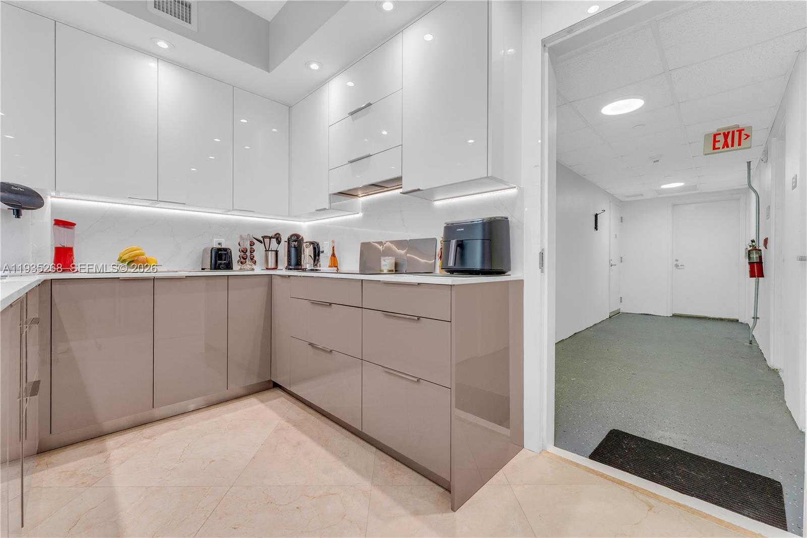 OCEAN PALMS CONDO - Residential