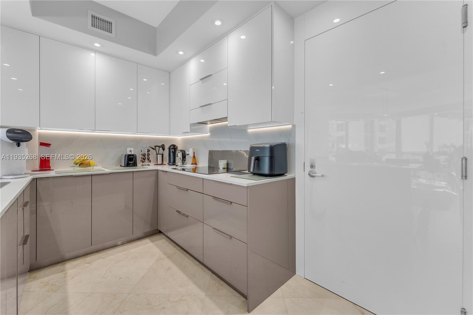 OCEAN PALMS CONDO - Residential