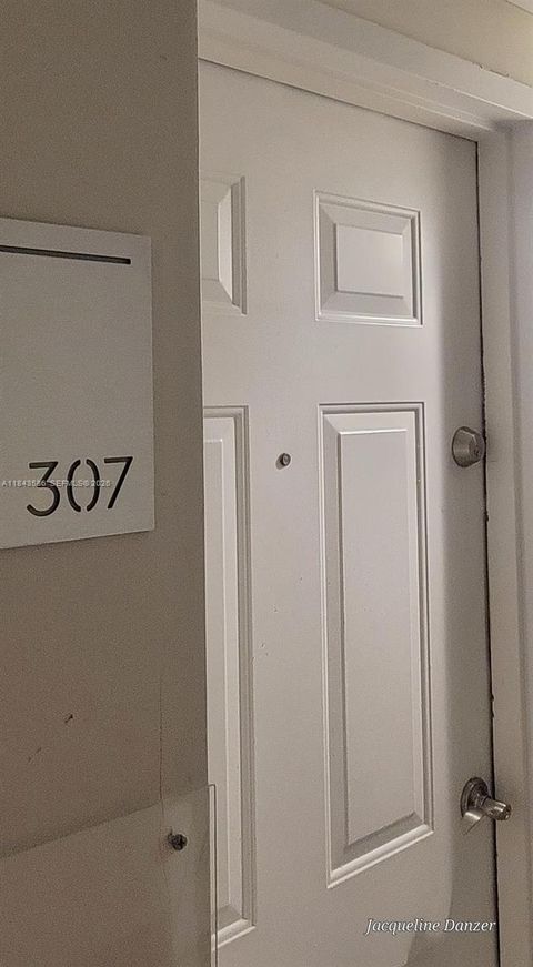 540 Brickell Key Dr 307 Miami FL 33131