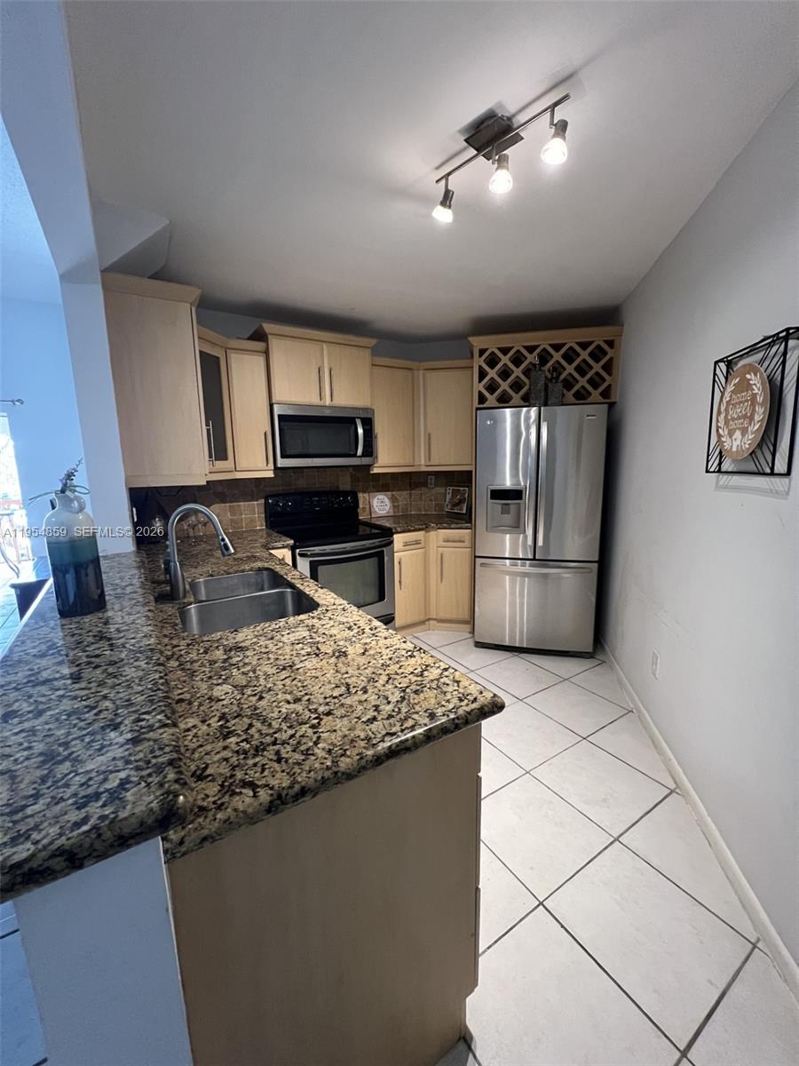 WEST FONTAINE CONDO - Residential