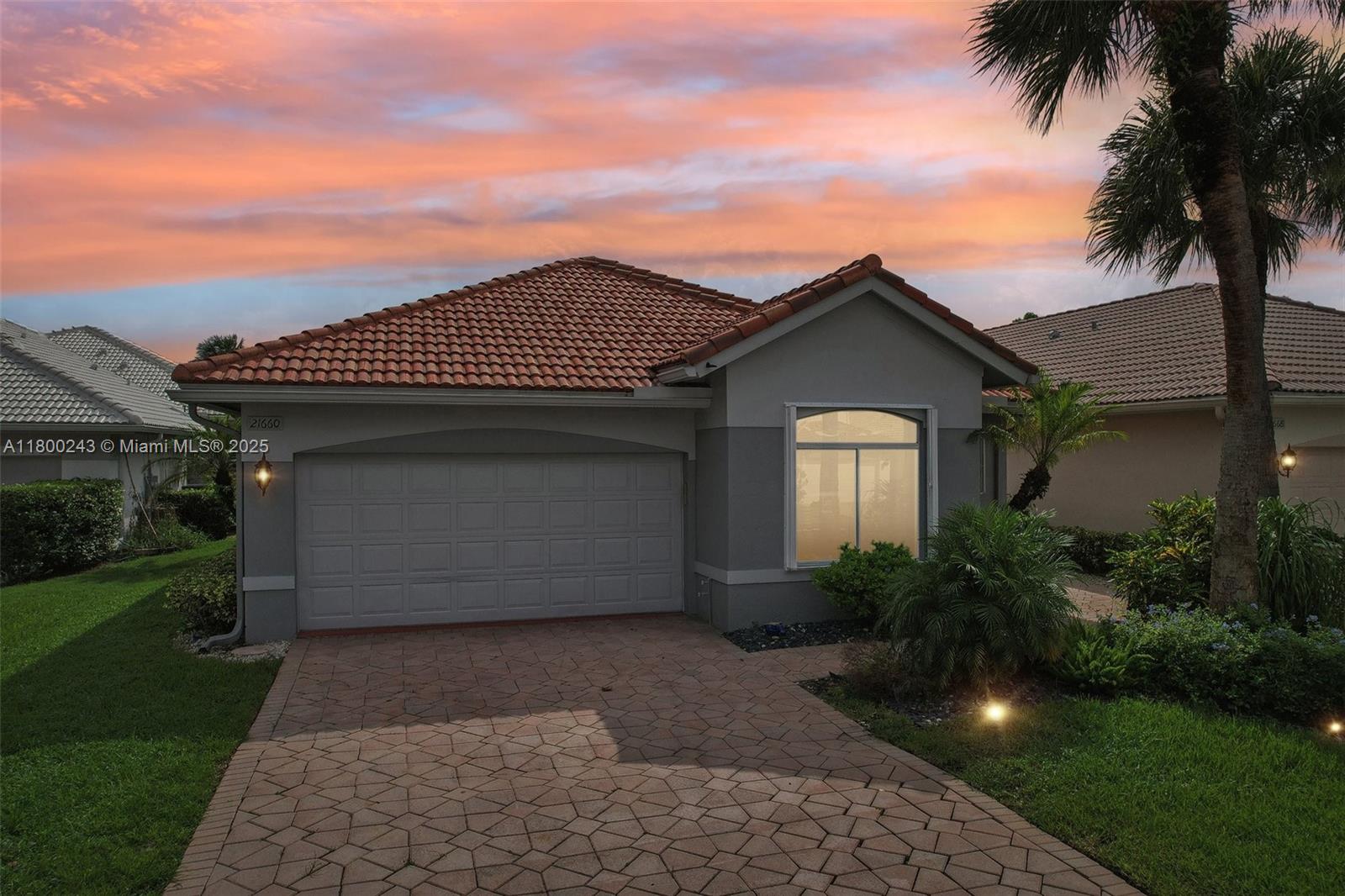 GRAND CYPRESS - Residential