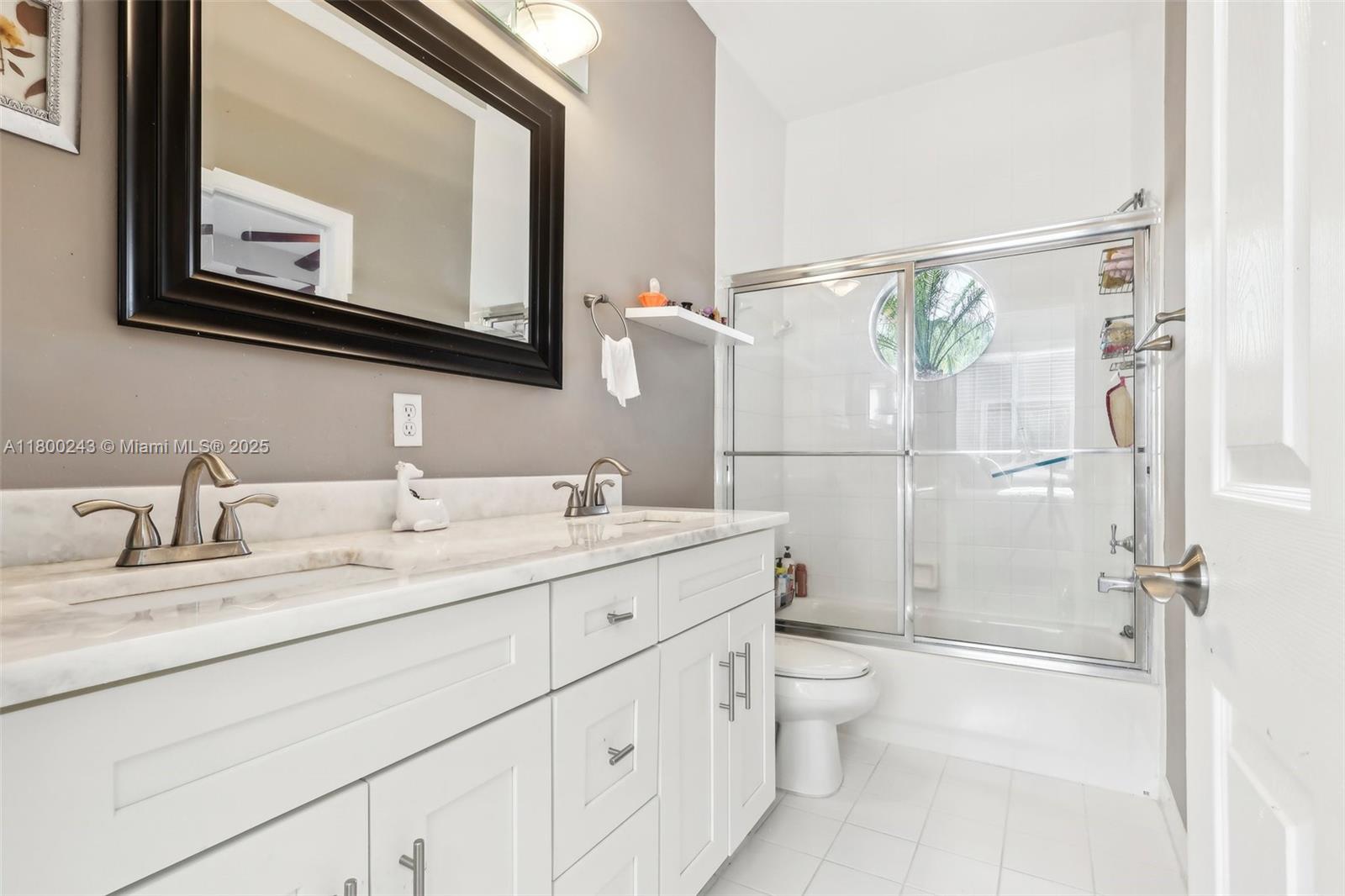 GRAND CYPRESS - Residential