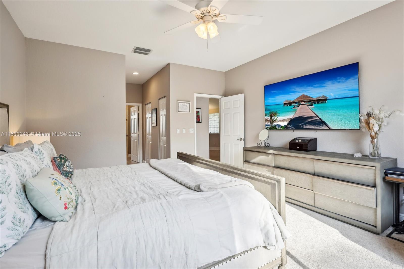 GRAND CYPRESS - Residential