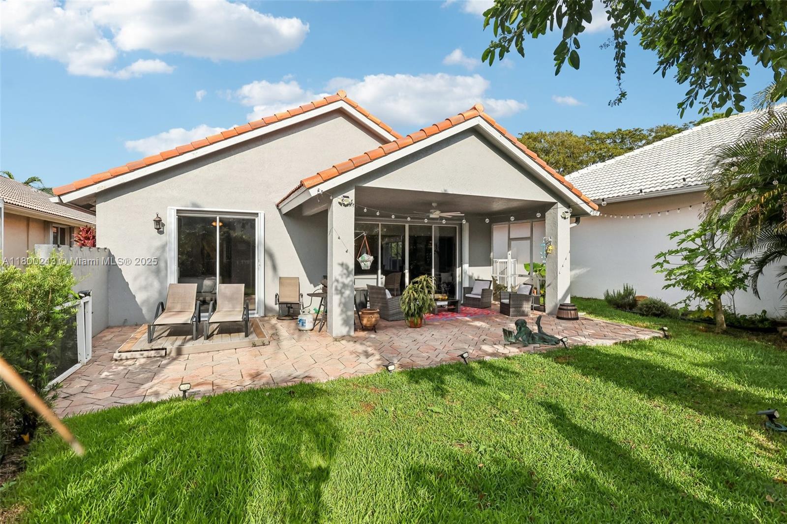 GRAND CYPRESS - Residential