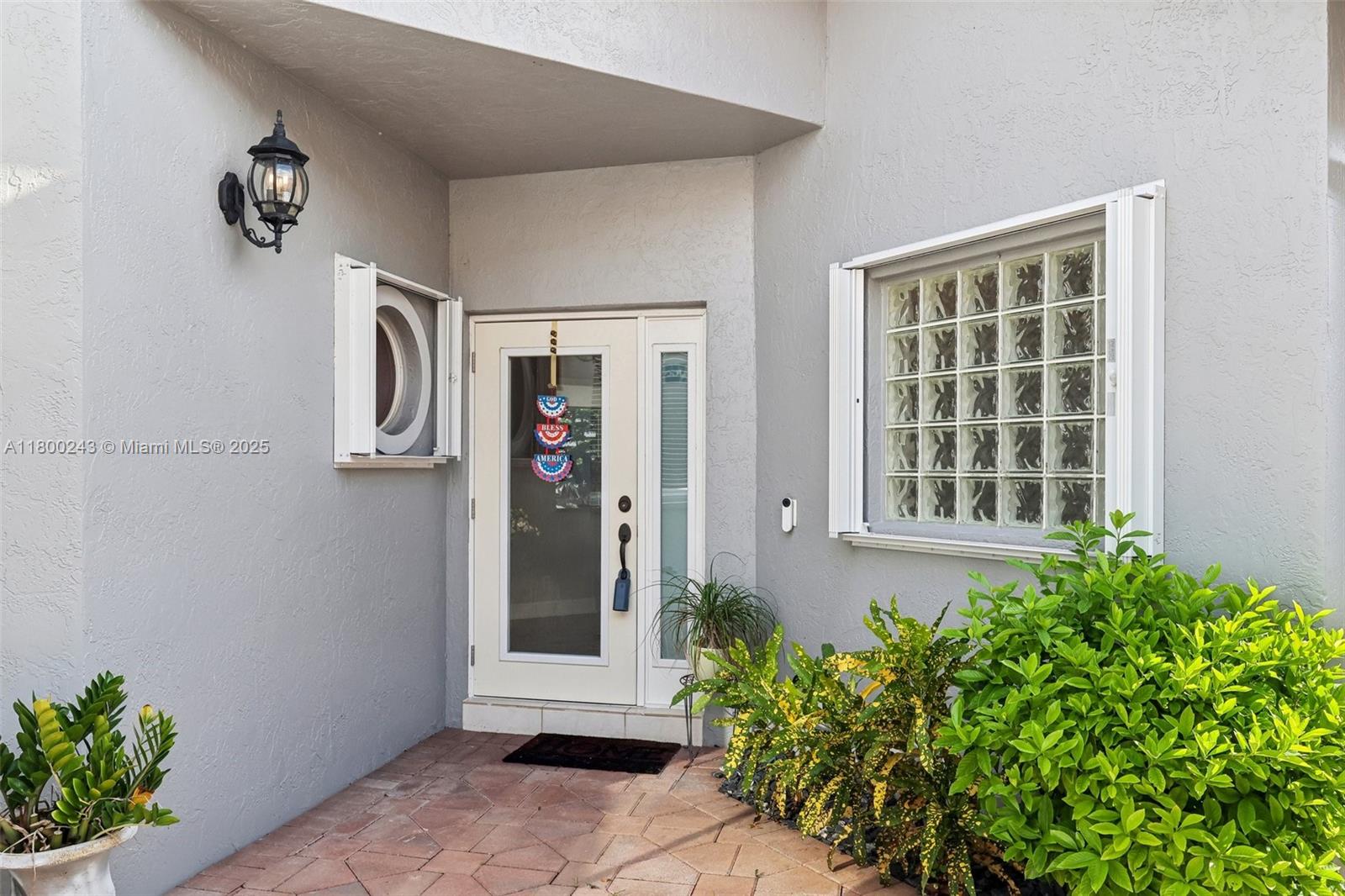 GRAND CYPRESS - Residential