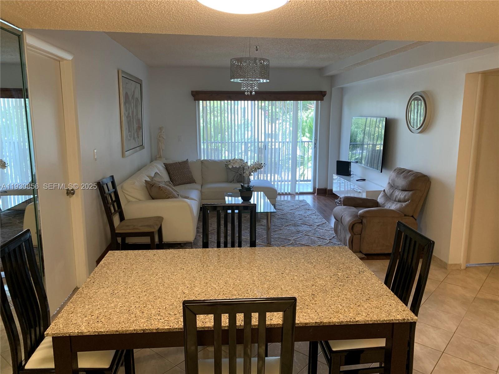 THE ISLES CONDO - Residential