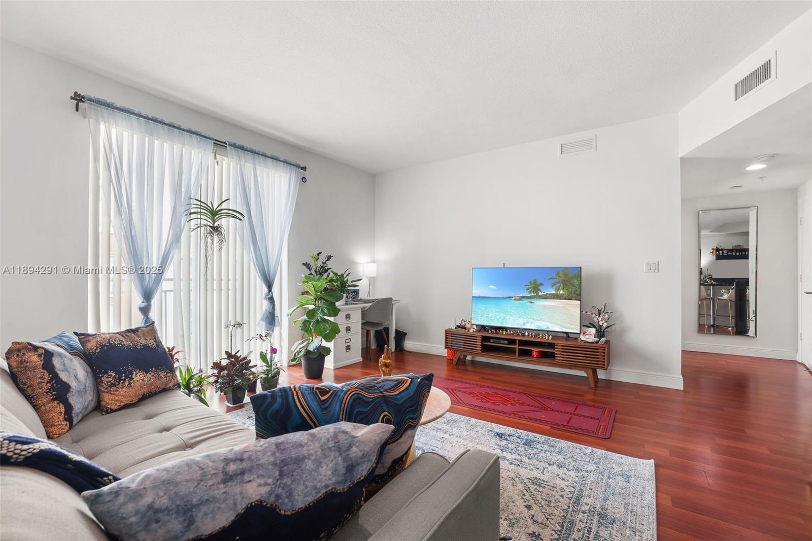 DOWNTOWN DADELAND CONDO N - Residential