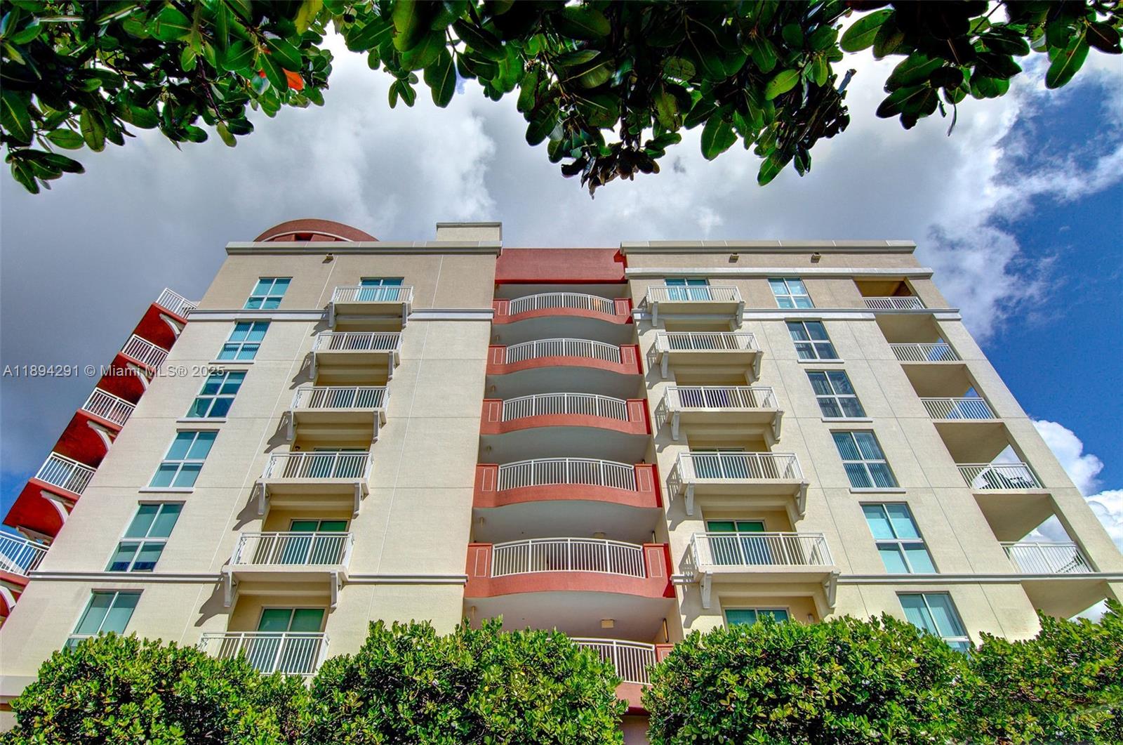 DOWNTOWN DADELAND CONDO N - Residential