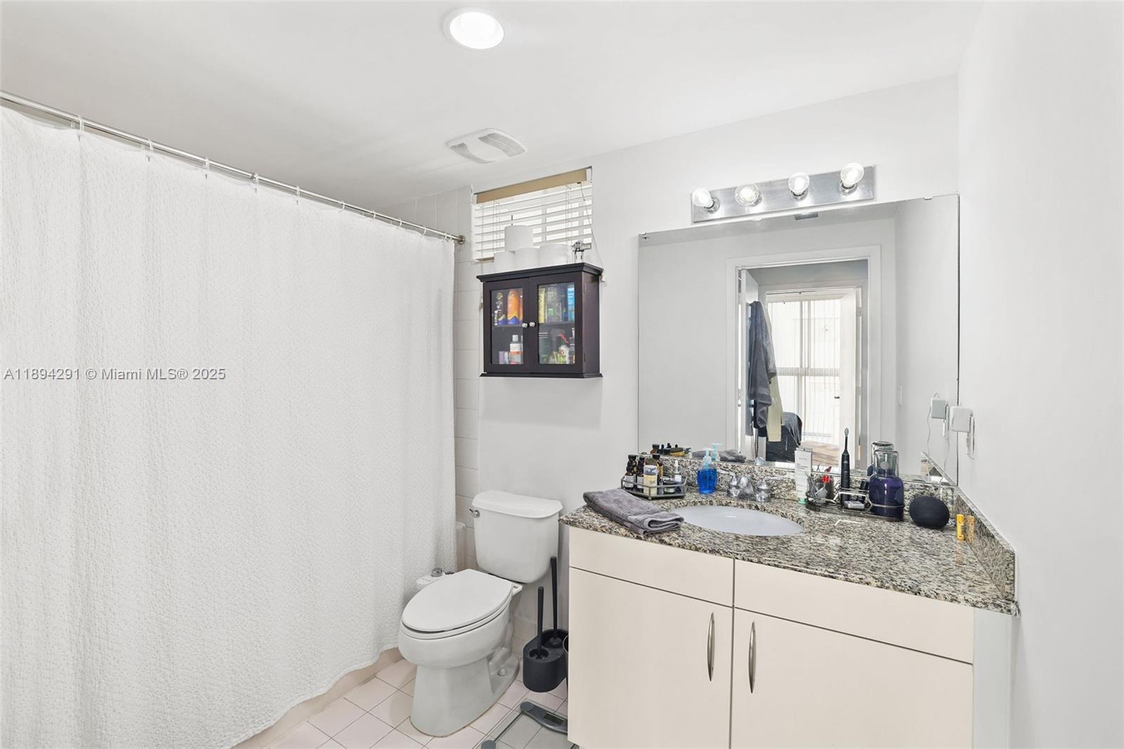 DOWNTOWN DADELAND CONDO N - Residential