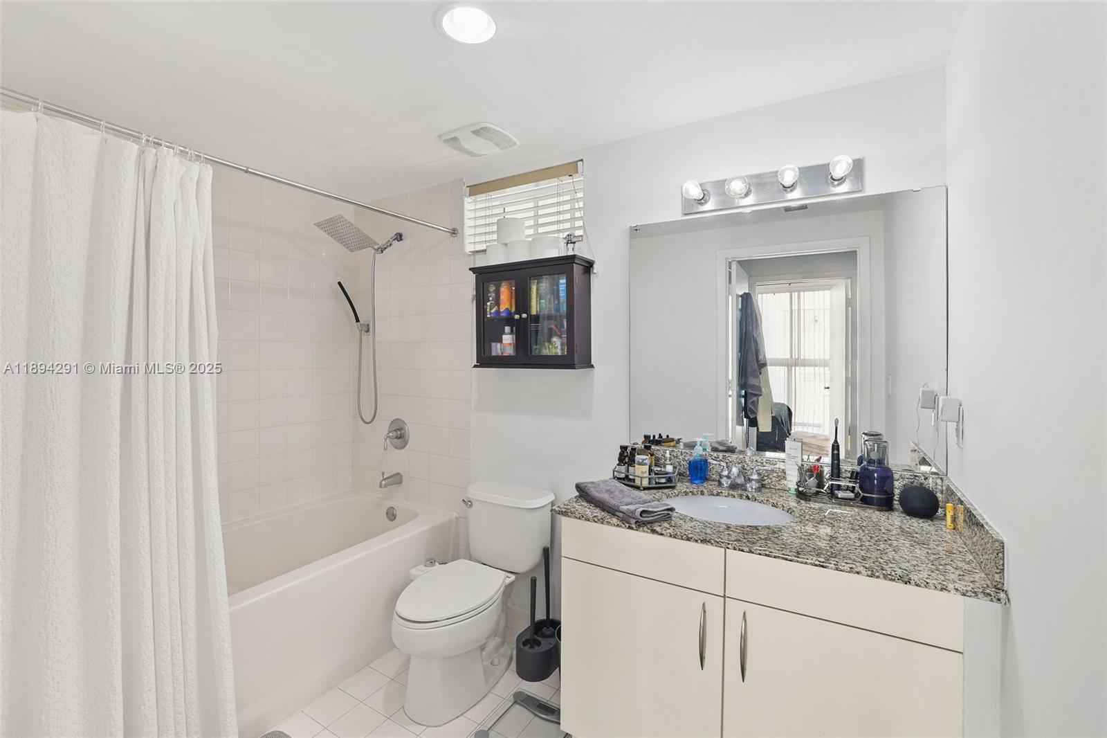 DOWNTOWN DADELAND CONDO N - Residential