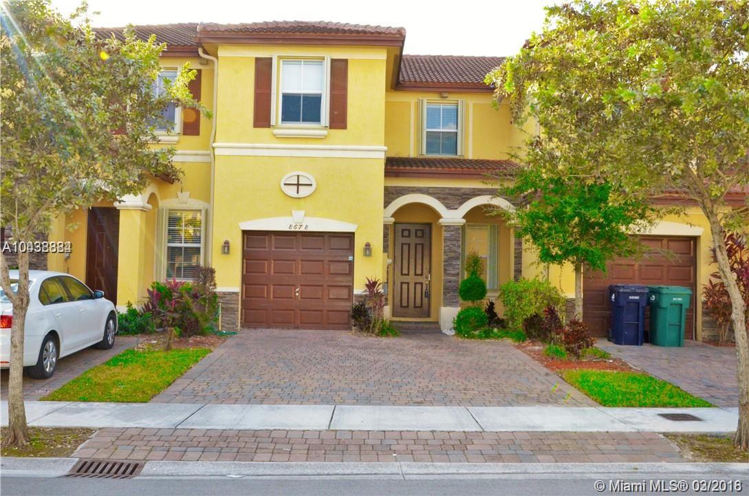 ISLANDS AT DORAL NORTHWES - Residential
