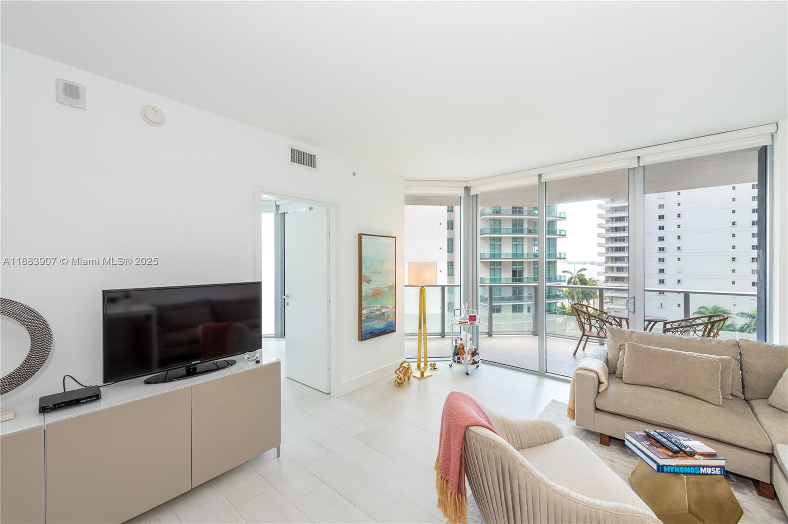 1300 Brickell Bay Dr 708