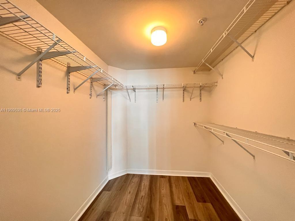 THE MARK ON BRICKELL COND - Residential Lease