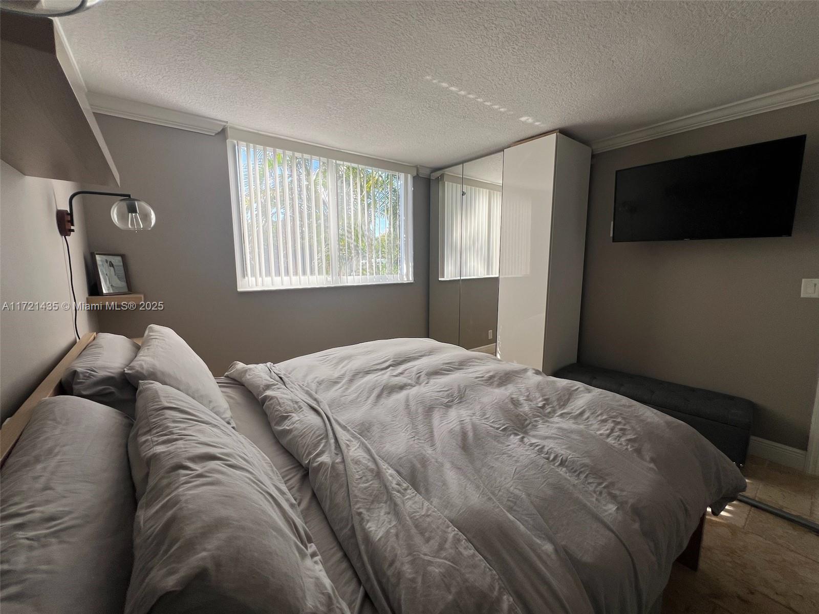 HARBOUR HALL INLET CLUB C - Residential