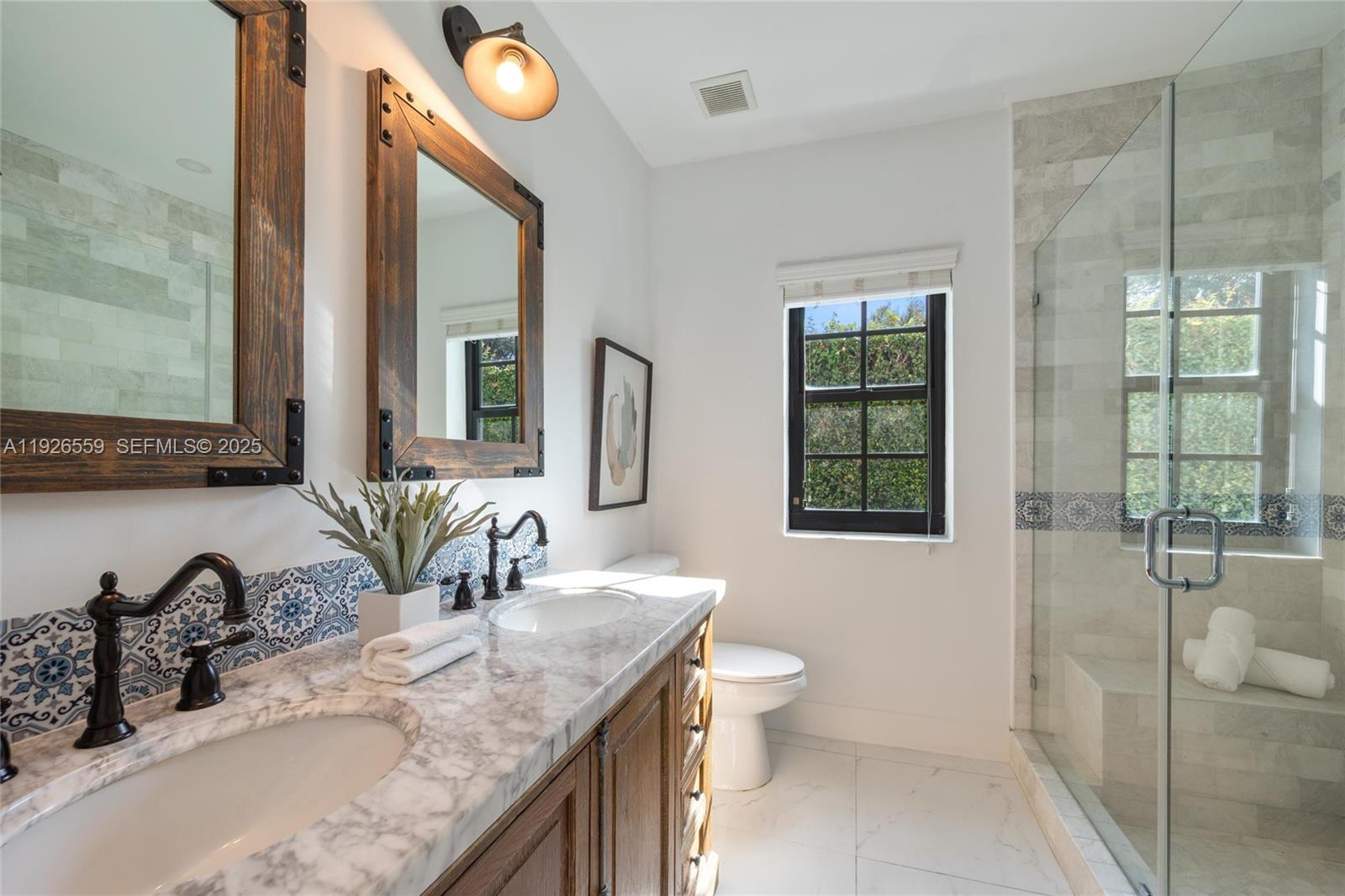 GRANADA GROVES - Residential