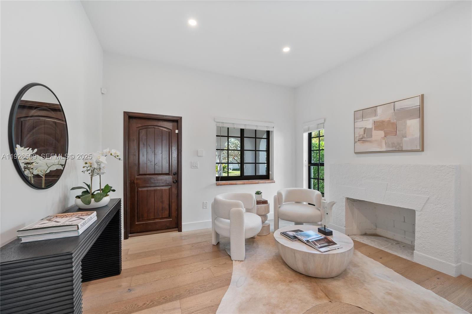 917 Granada Groves Ct.