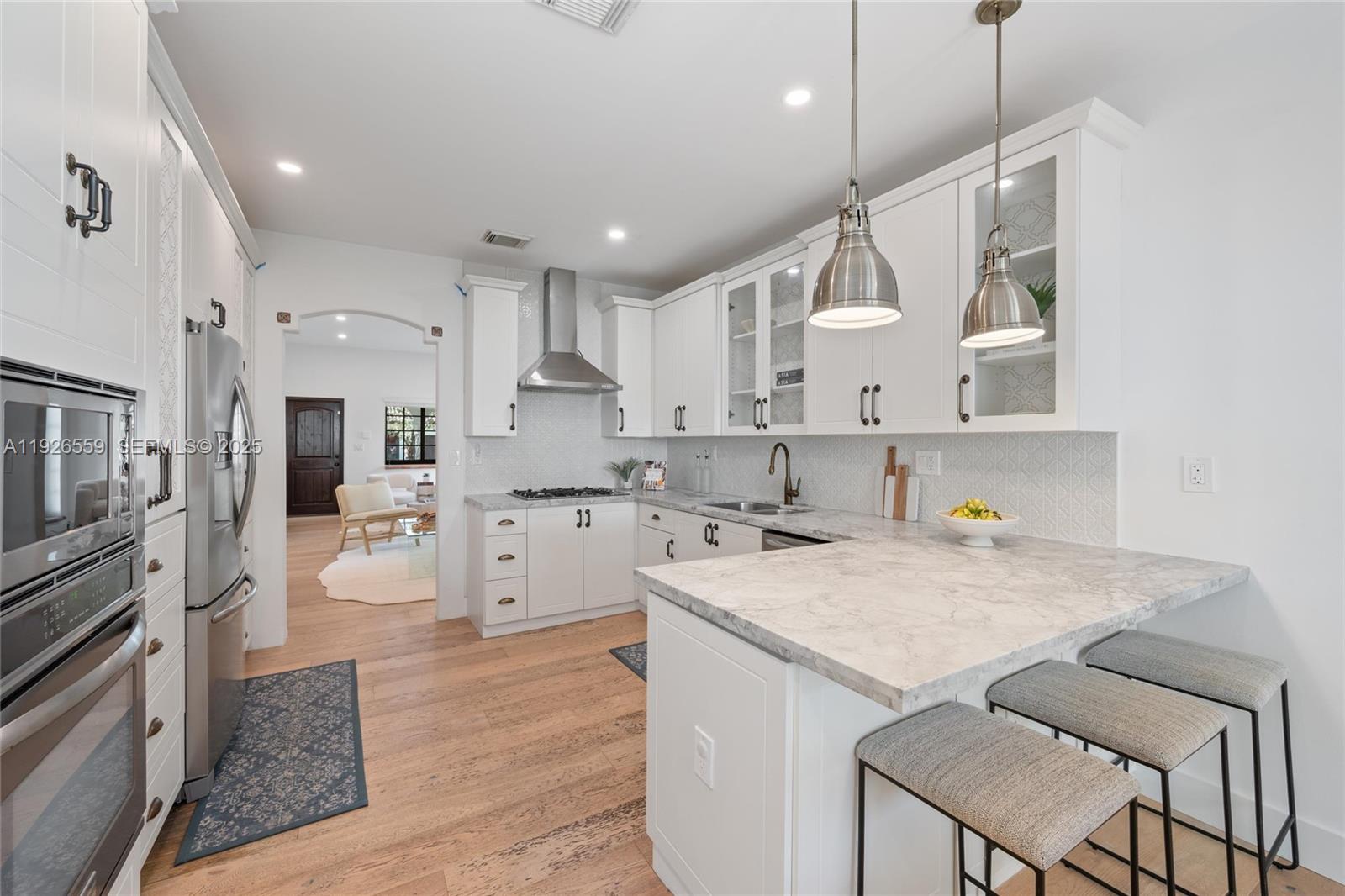 GRANADA GROVES - Residential