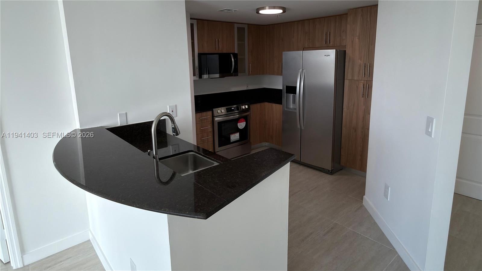 360 CONDO A - Residential