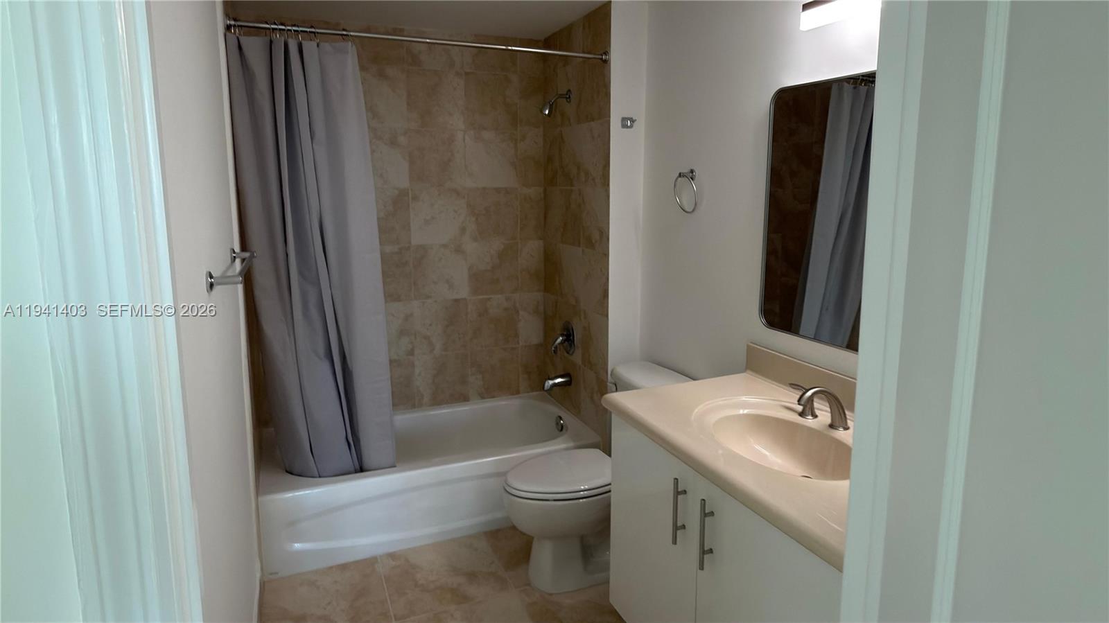 360 CONDO A - Residential