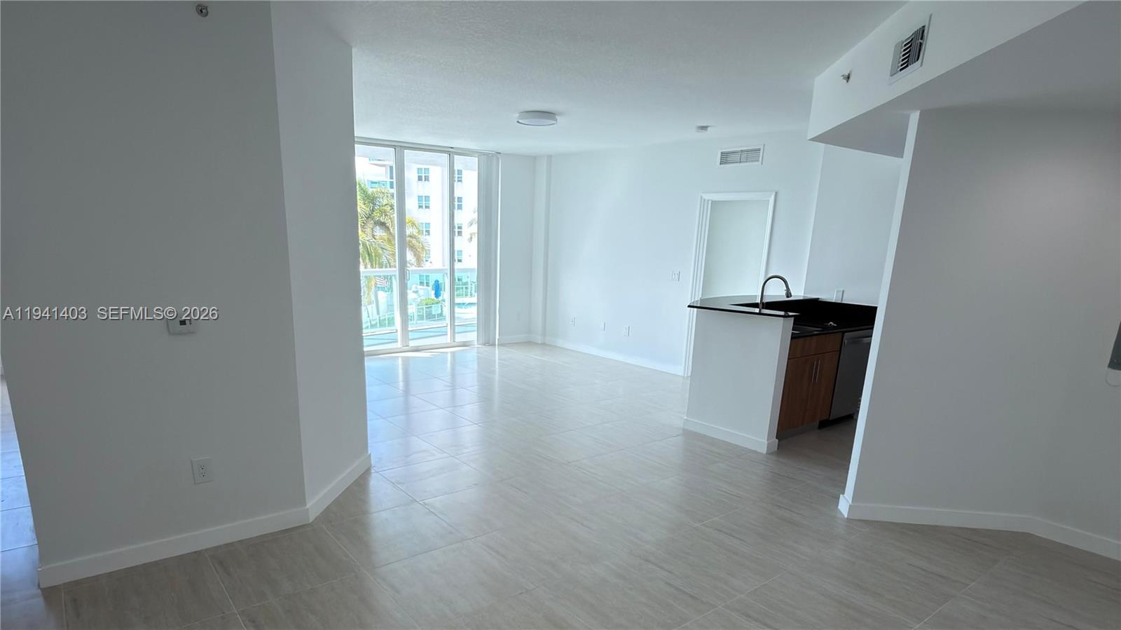 360 CONDO A - Residential