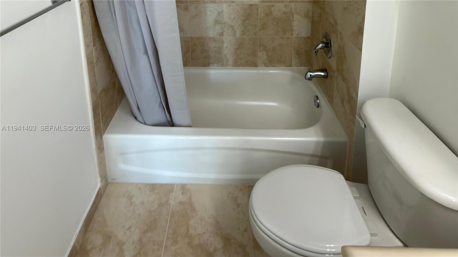 360 CONDO A - Residential