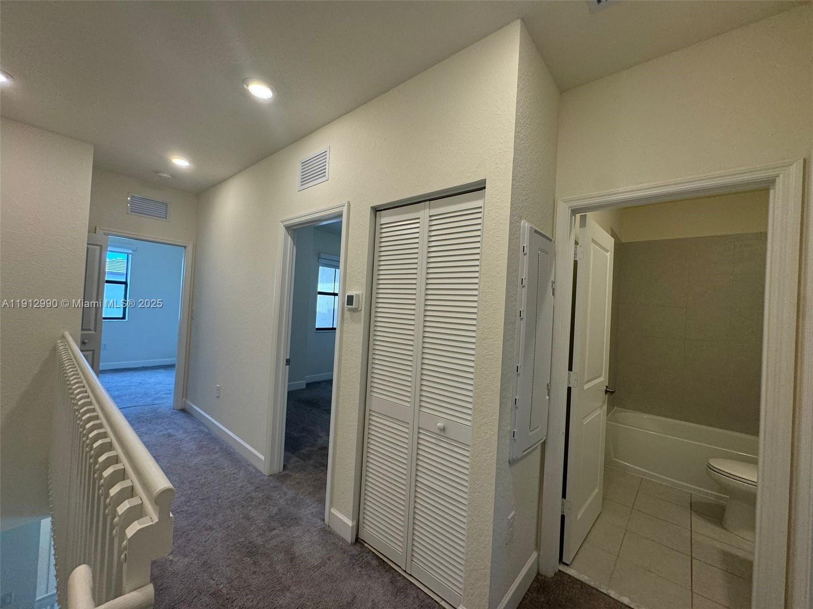 AQUABELLA NORTH - Residential