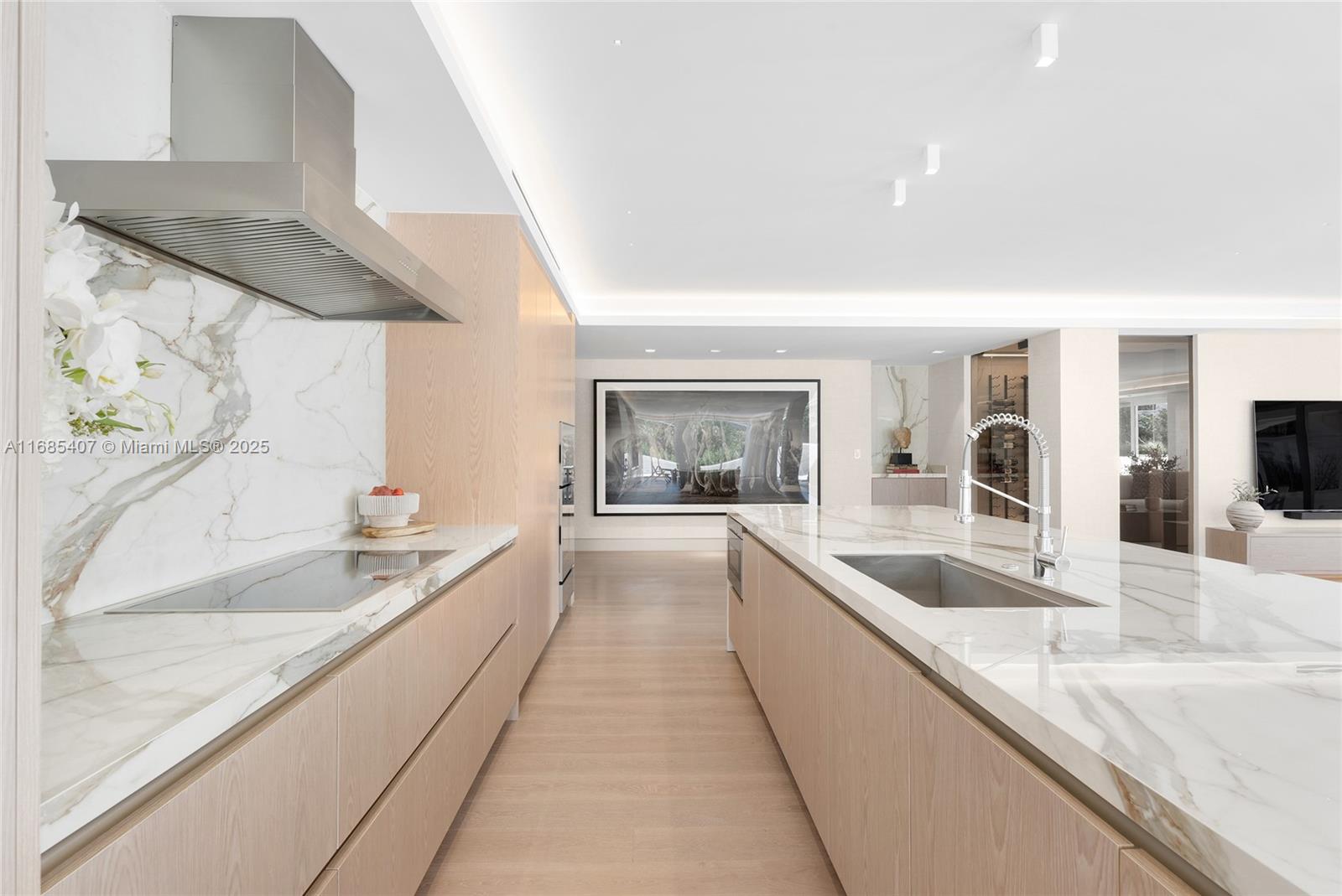 FISHER ISLAND - Residential