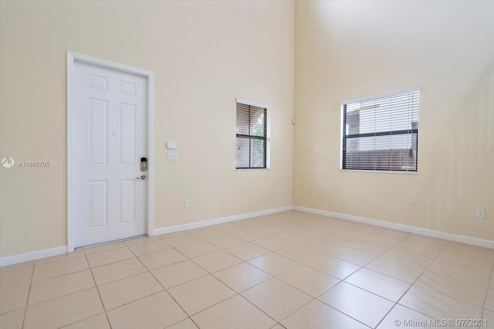 SILVER PALM WEST - Residential