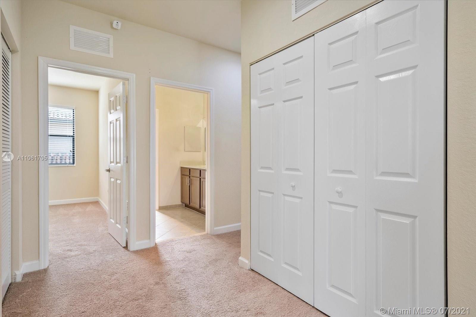 SILVER PALM WEST - Residential