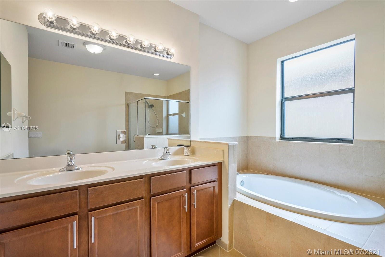 SILVER PALM WEST - Residential