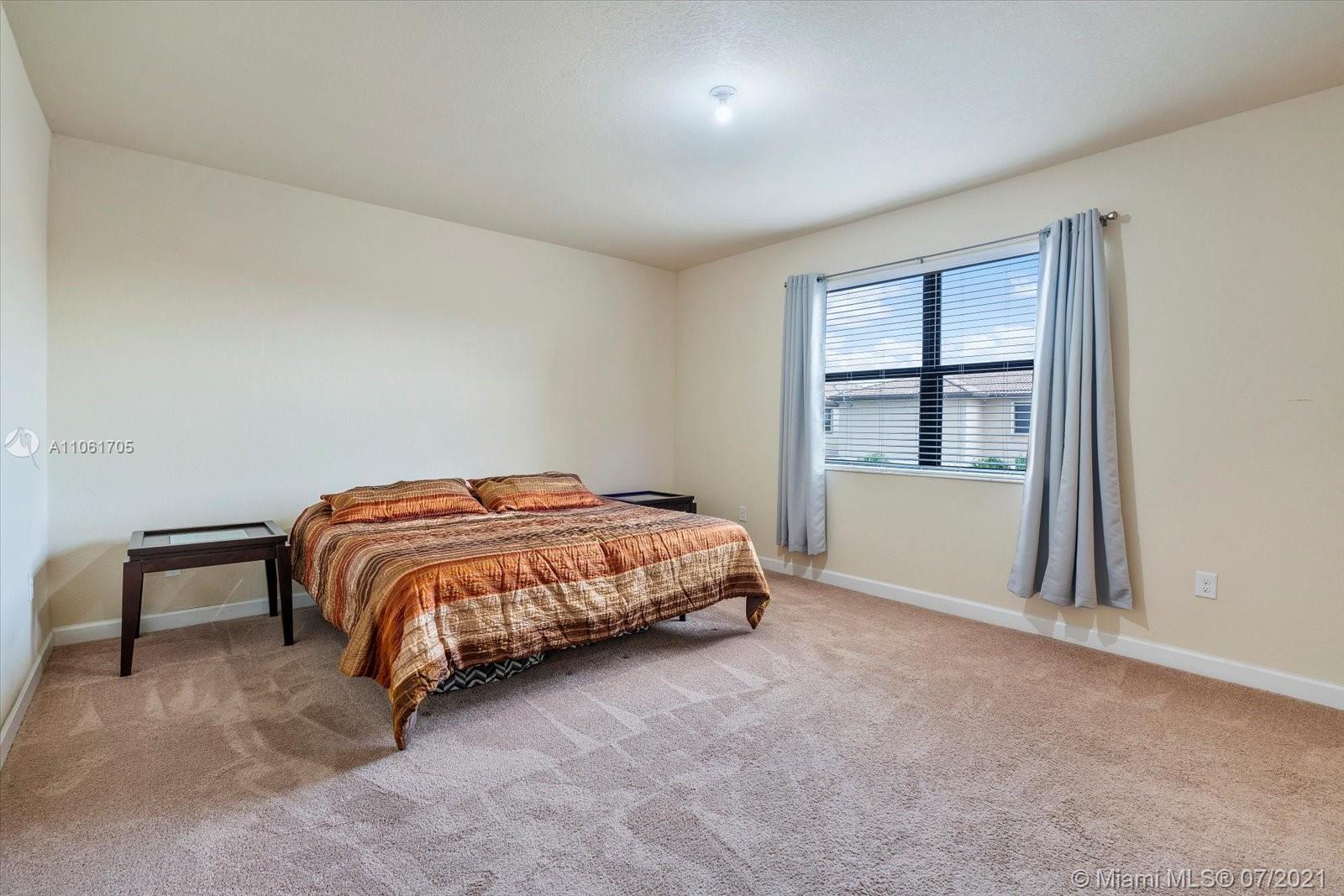 SILVER PALM WEST - Residential