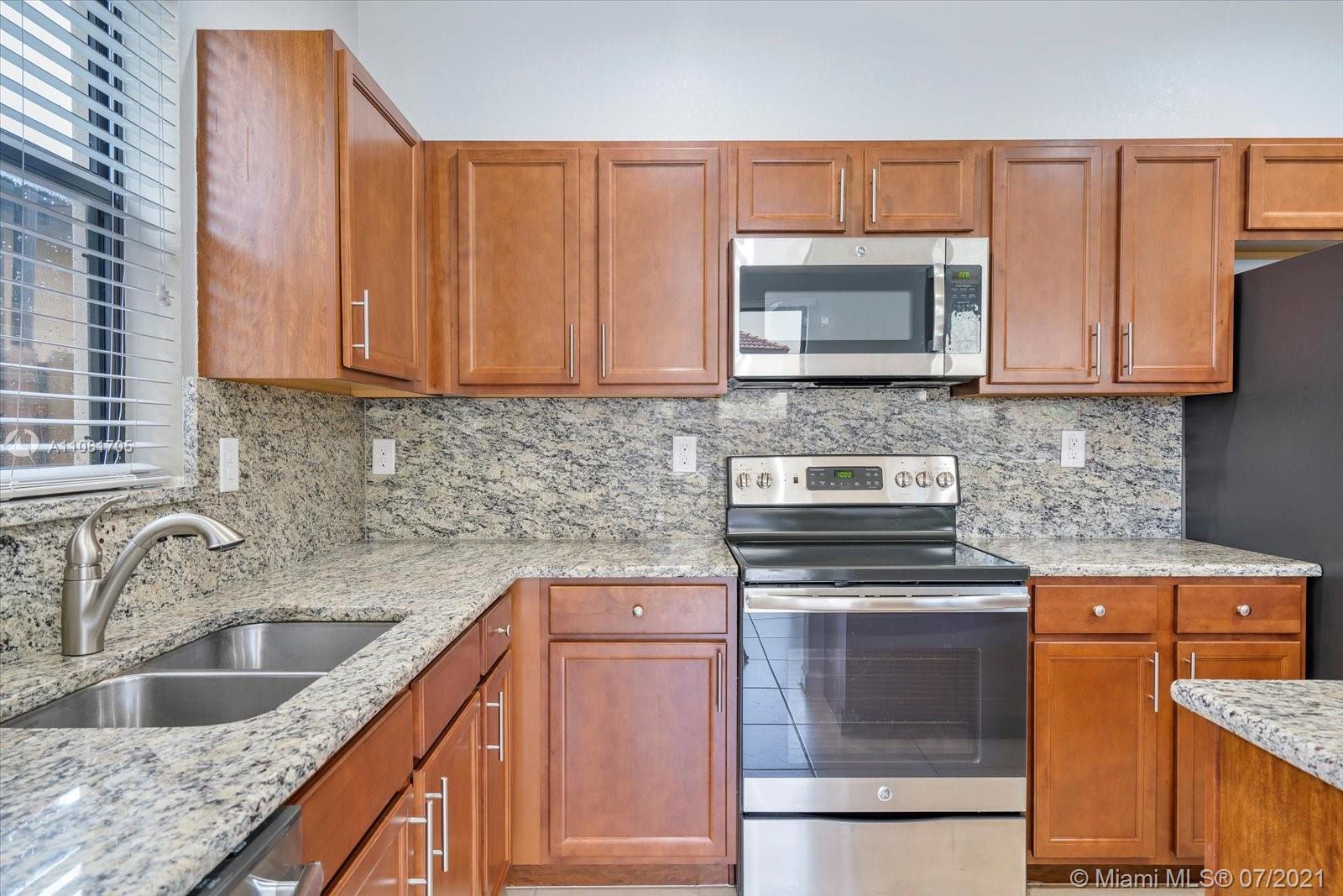 SILVER PALM WEST - Residential