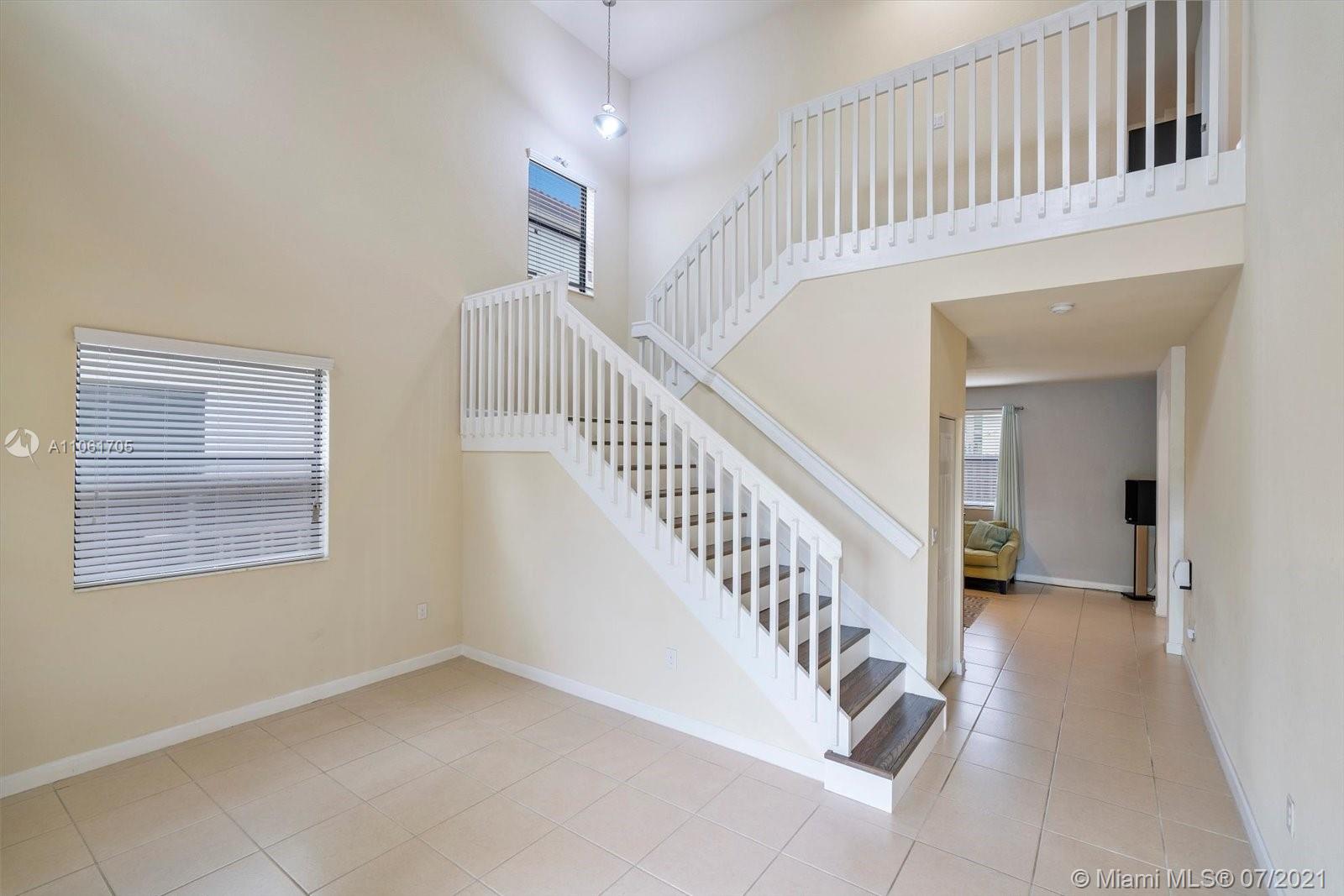 SILVER PALM WEST - Residential