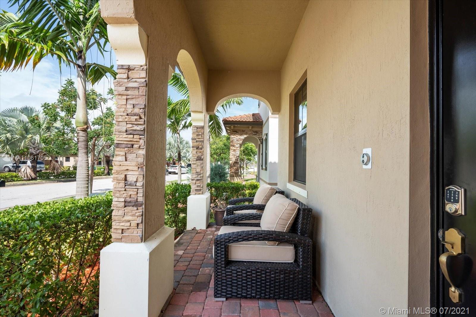 SILVER PALM WEST - Residential