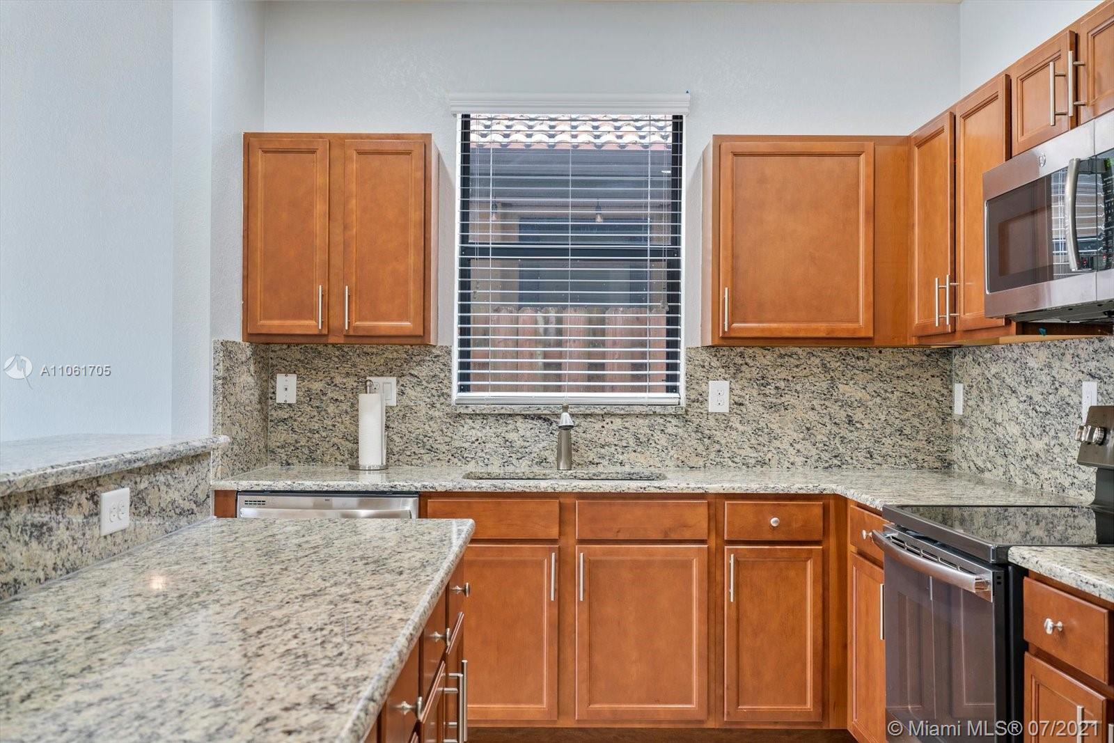 SILVER PALM WEST - Residential