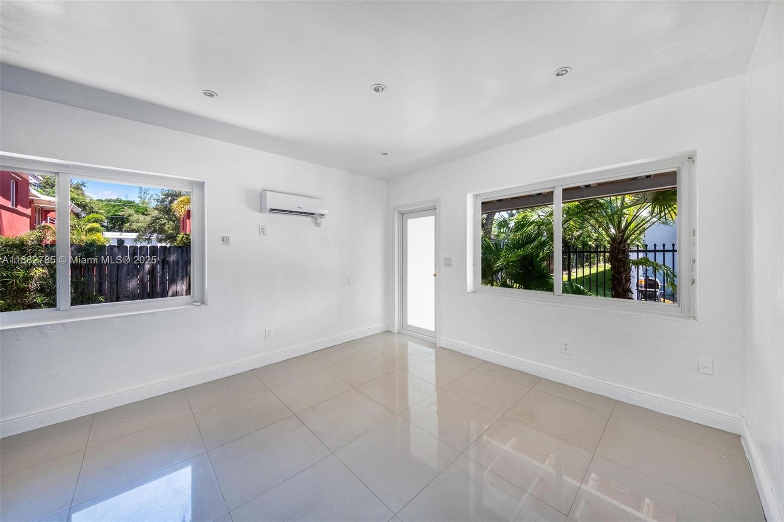 LEMON CITY WHITES - Residential Lease