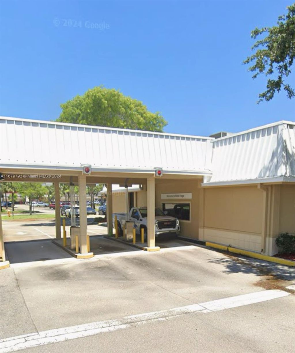 Photo of 5547 SE Federal Hwy, Stuart, FL 34997 (MLS # A11679793)
