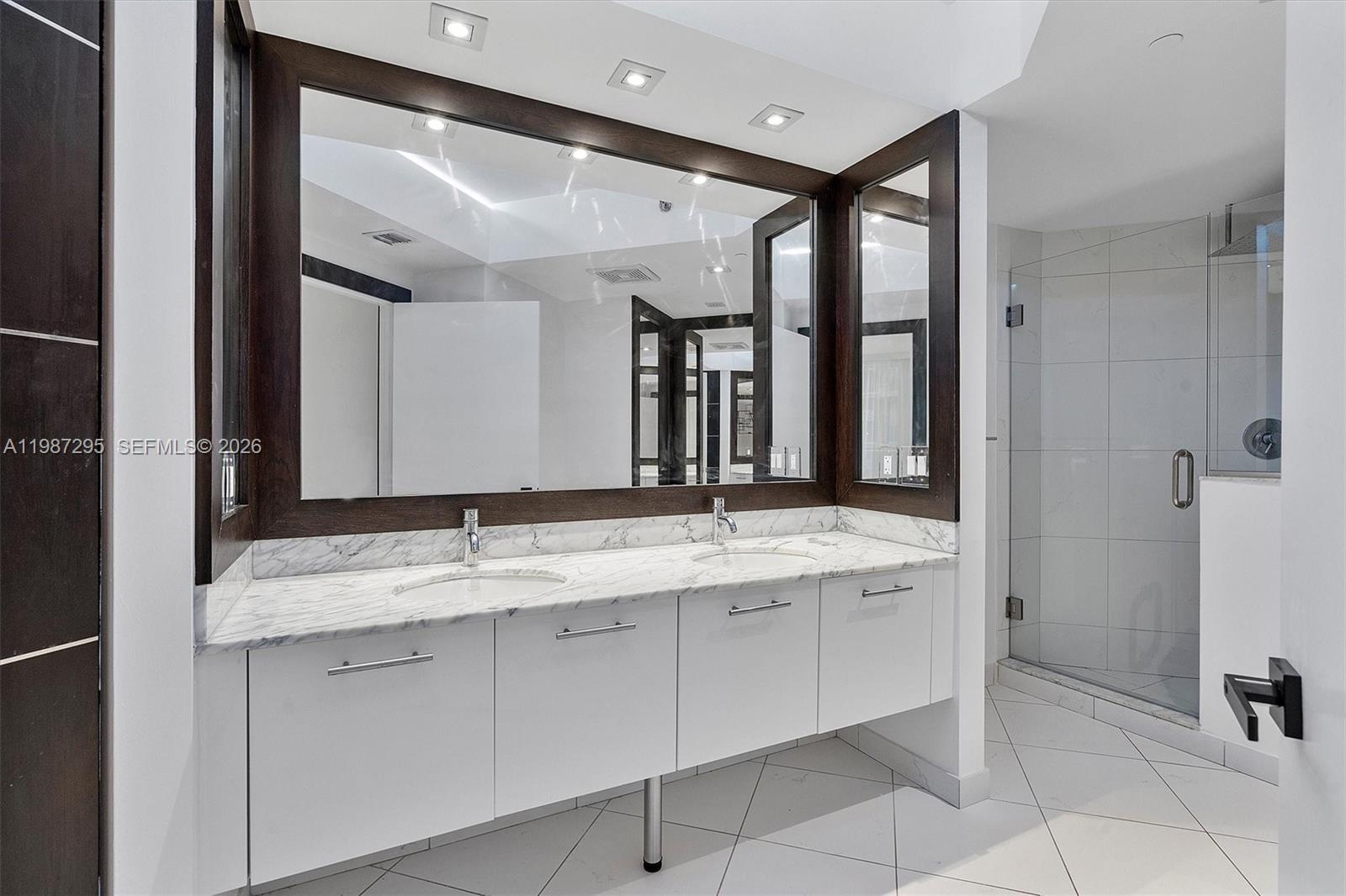 500 BRICKELL WEST CONDO - Residential Lease