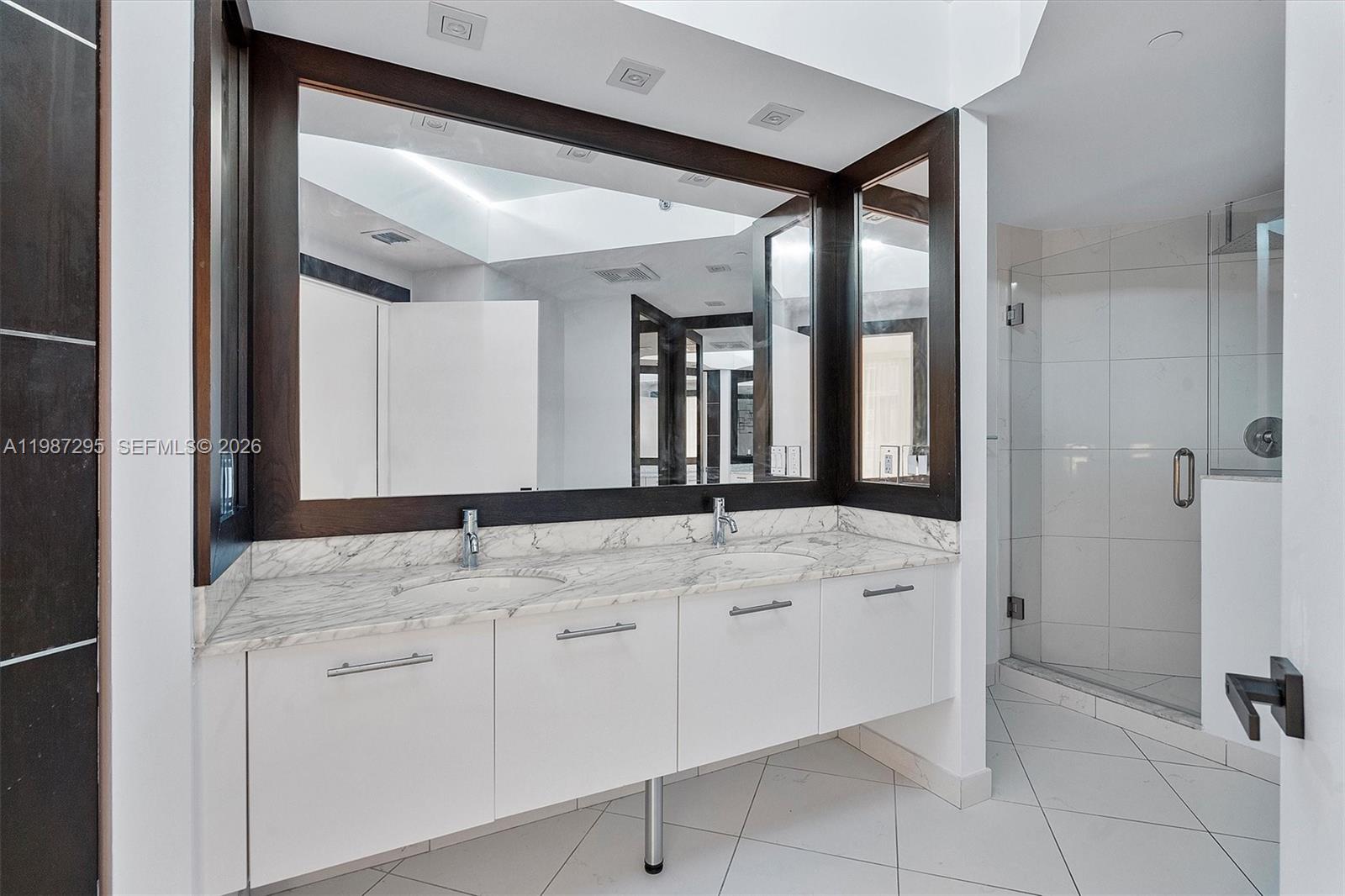 500 BRICKELL WEST CONDO - Residential Lease