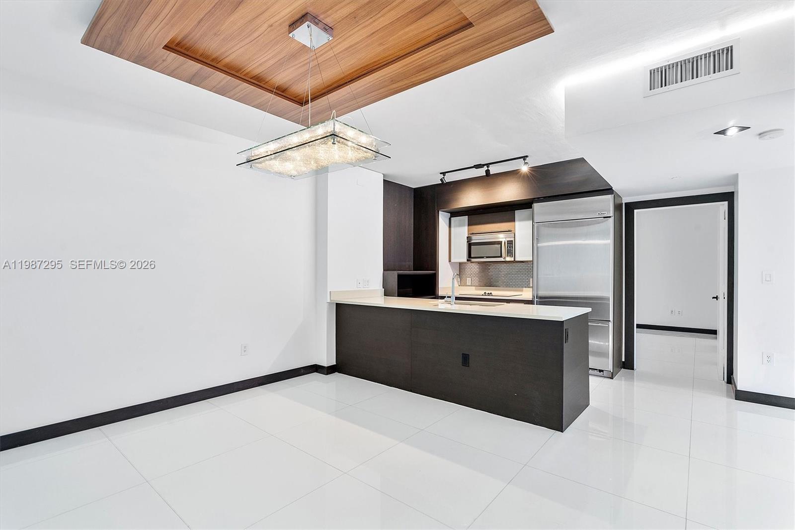 500 BRICKELL WEST CONDO - Residential Lease