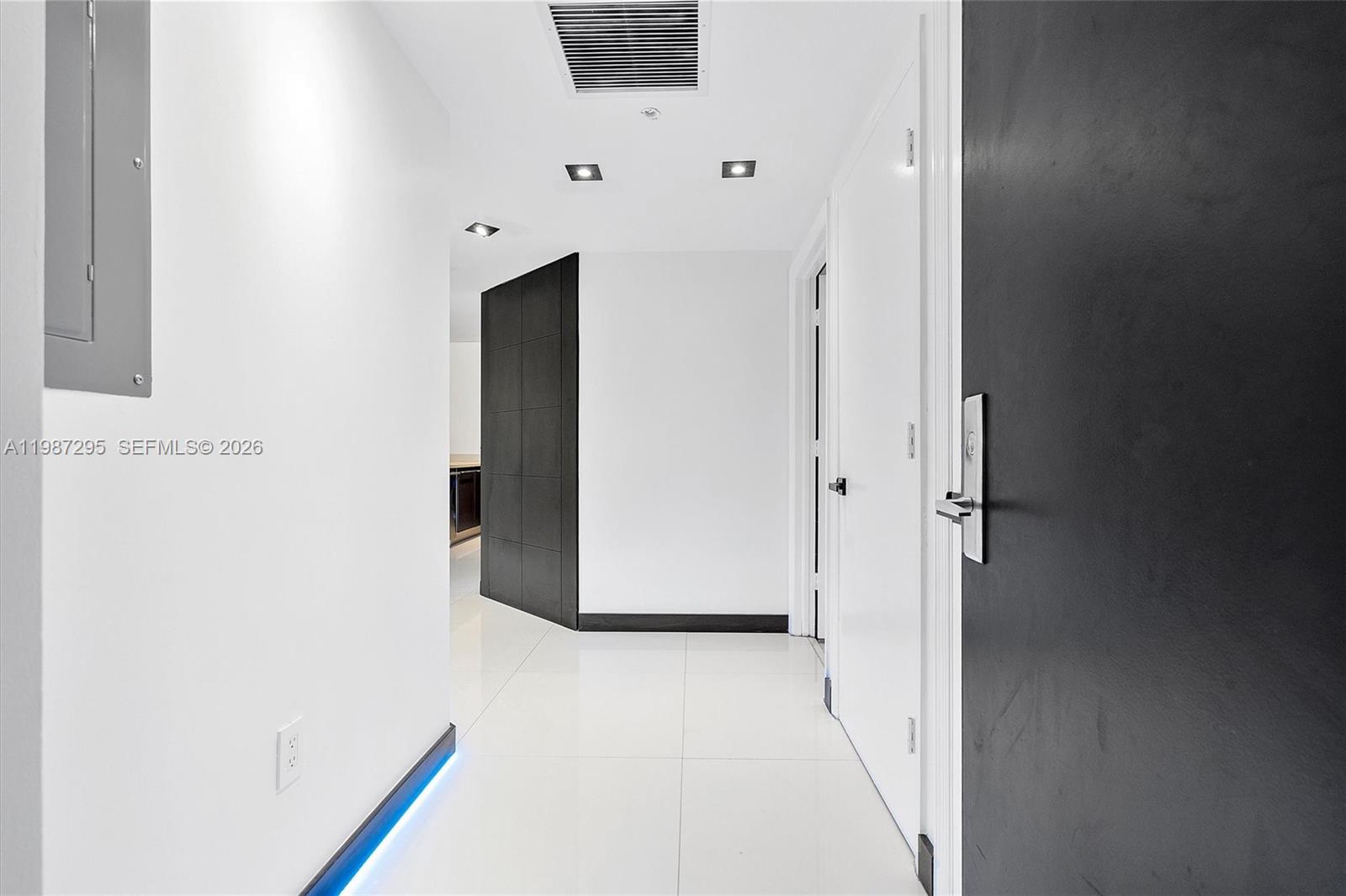 500 BRICKELL WEST CONDO - Residential Lease