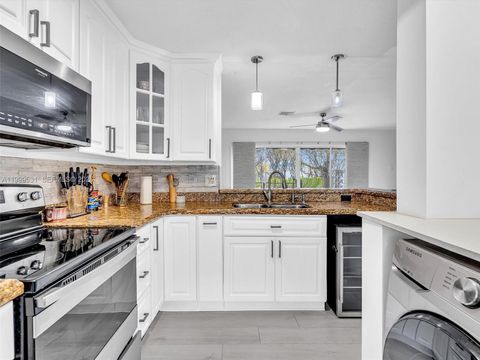 3804 NW 121st Ave Sunrise FL 33323