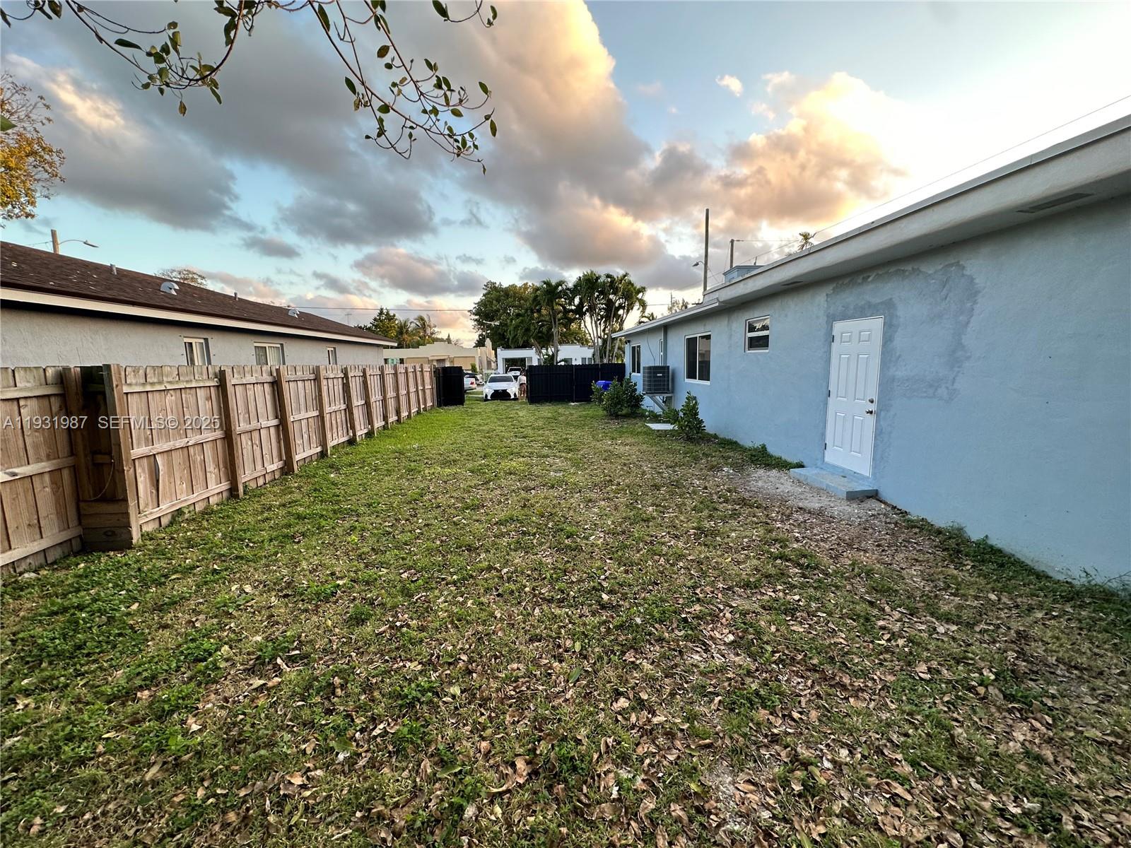 17TH AVE MANOR 2ND ADDN - Residential Lease