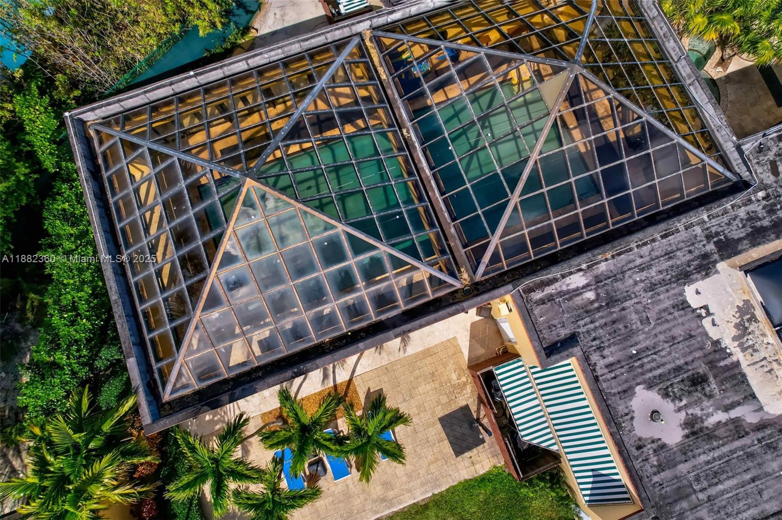 TOWERS OF QUAYSIDE CONDO - Residential Lease