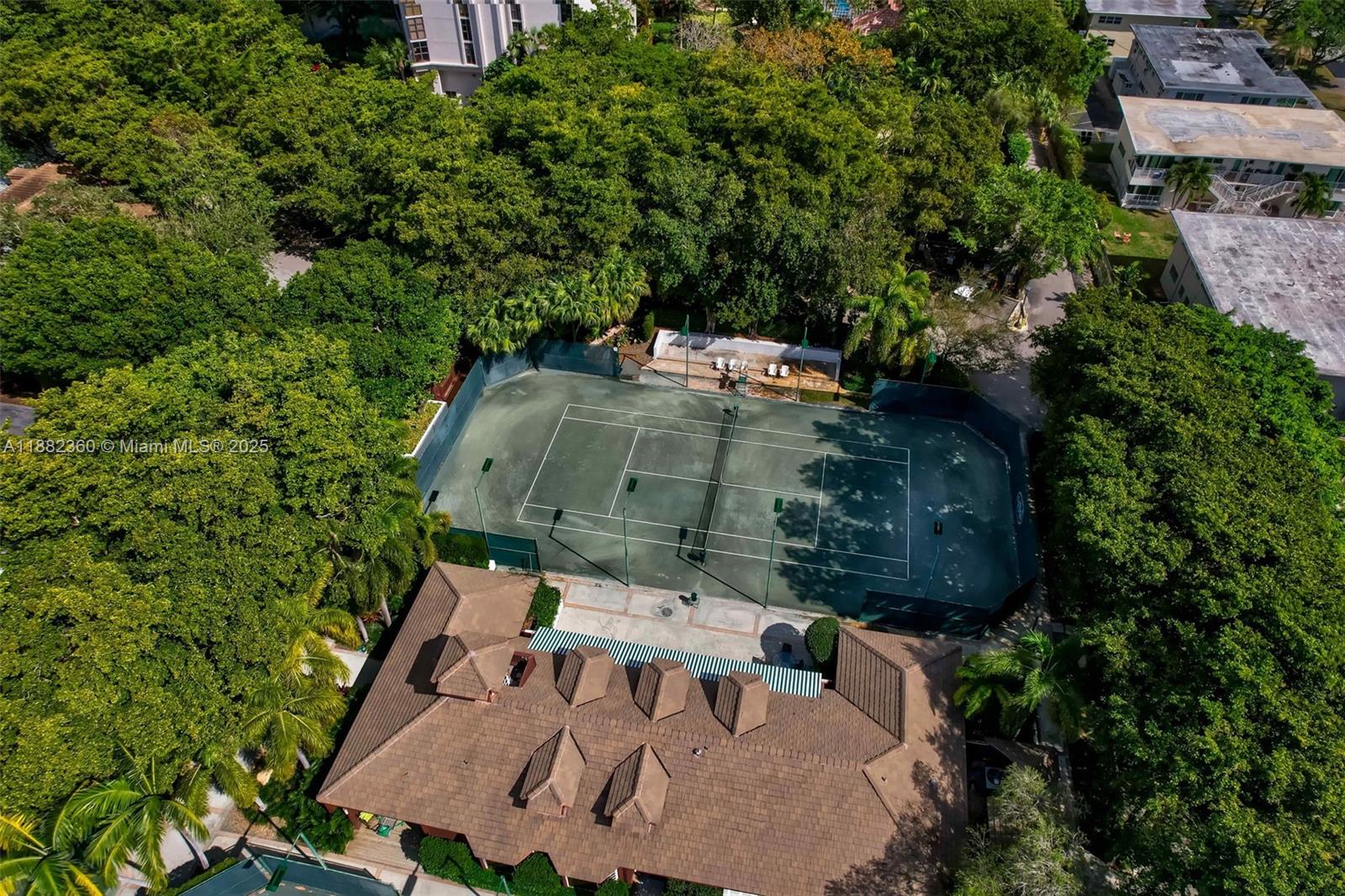 TOWERS OF QUAYSIDE CONDO - Residential Lease